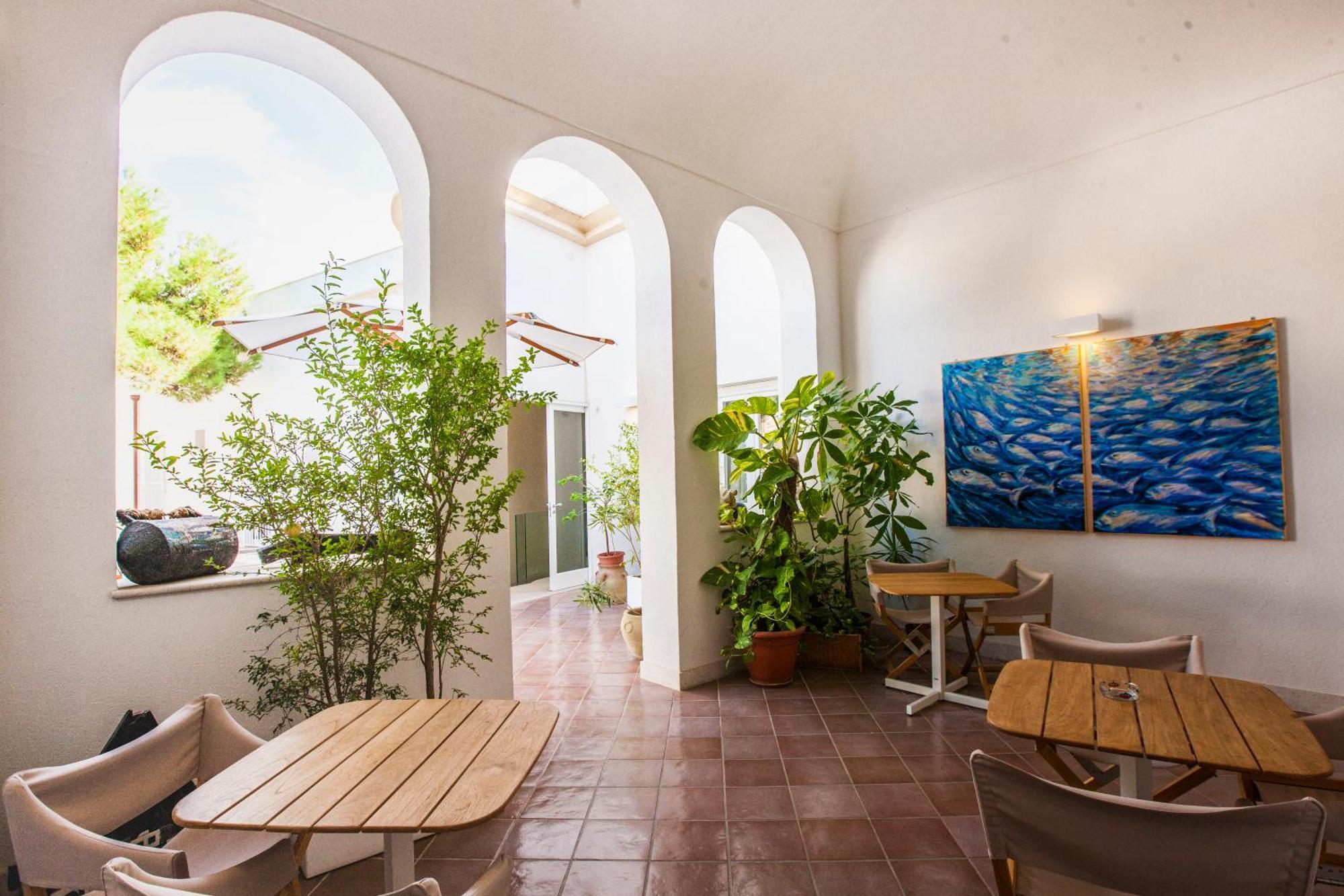 Aegusa Hotel Favignana Exterior photo